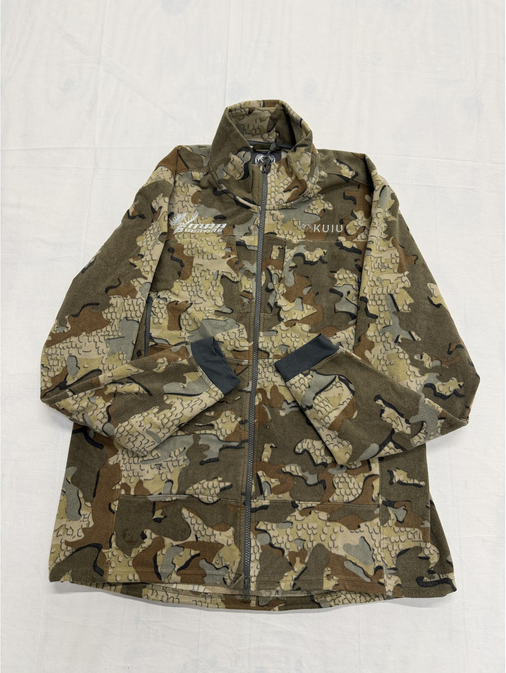 Kuiu Camouflage Zip-Up Fleece Jacket with MRA Hunting Logo